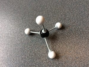 Fig. 6 Molekylemodel af metanmolekyle.